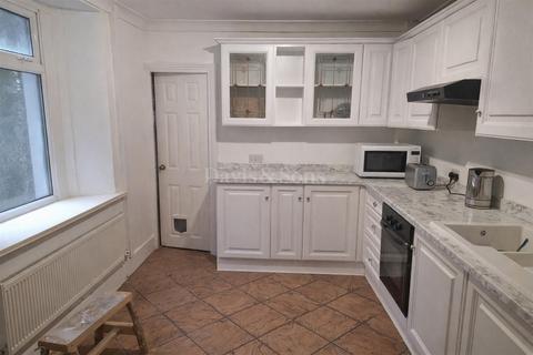 3 bedroom end of terrace house for sale, Ynys Y Gwas, Cwmavon, Port Talbot, Neath Port Talbot. SA12 9AB