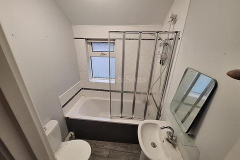 3 bedroom end of terrace house for sale, Ynys Y Gwas, Cwmavon, Port Talbot, Neath Port Talbot. SA12 9AB