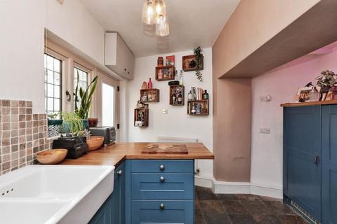 3 bedroom cottage for sale, Butt Hill, Whitwell, Worksop