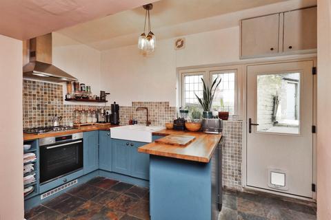 3 bedroom cottage for sale, Butt Hill, Whitwell, Worksop