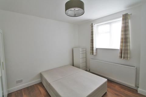 1 bedroom apartment to rent, Homestead Road, Hatfield, AL10