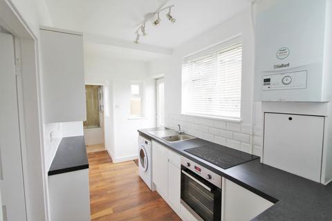 1 bedroom apartment to rent, Homestead Road, Hatfield, AL10