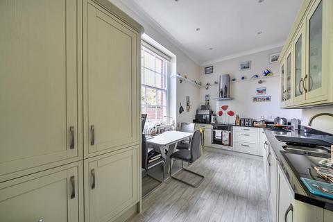 3 bedroom duplex for sale, Stanmore Hill, Stanmore
