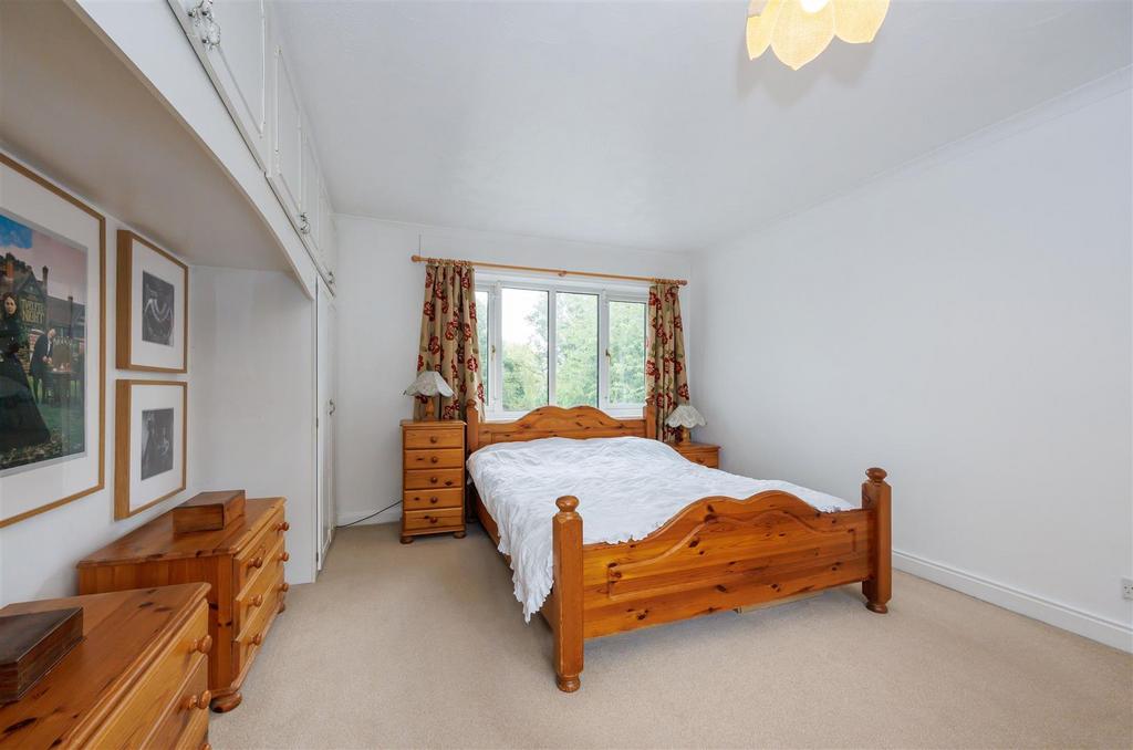 Bedroom1.1 1 N9 A4140.jpg