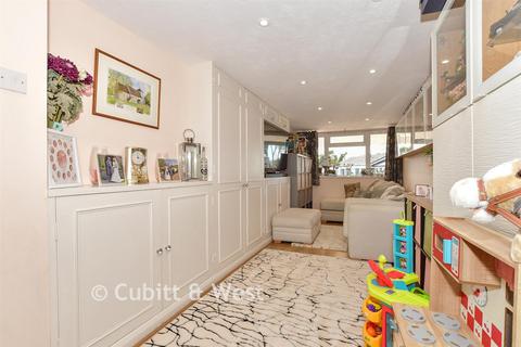 4 bedroom terraced house for sale, The Mews, Pulborough RH20