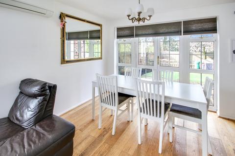 undefined, Harmans Mead, East Grinstead, RH19