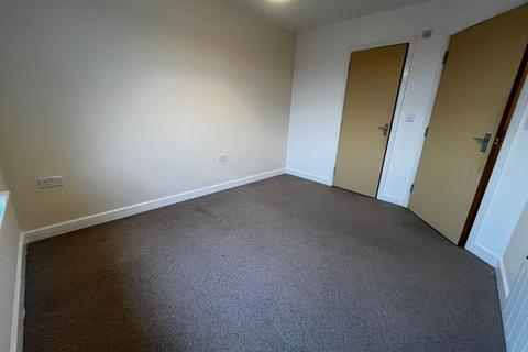2 bedroom flat to rent, Mountbatten Way, Chilwell, Beeston, Nottingham, NG9