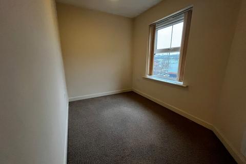 2 bedroom flat to rent, Mountbatten Way, Chilwell, Beeston, Nottingham, NG9