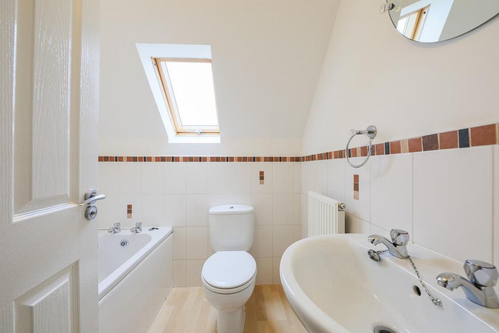 Bathroom.jpg