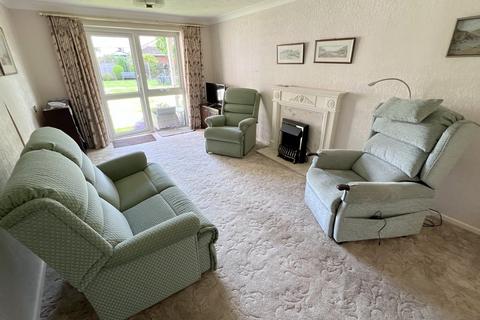 1 bedroom apartment for sale, Fernlea Avenue, Ferndown, BH22