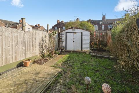 4 bedroom terraced house for sale, Dryden Street, Hull