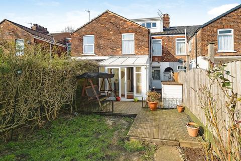 4 bedroom terraced house for sale, Dryden Street, Hull