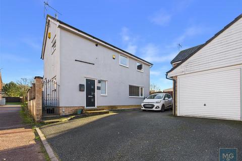 4 bedroom detached house for sale, Raedwald Drive, Bury St Edmunds IP32