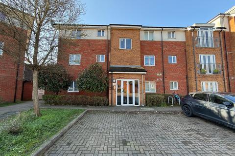 undefined, Stokers Close, Dunstable LU5