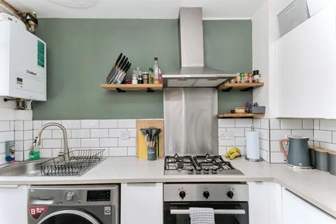 2 bedroom terraced house for sale, Sorrel Drive, Eastbourne