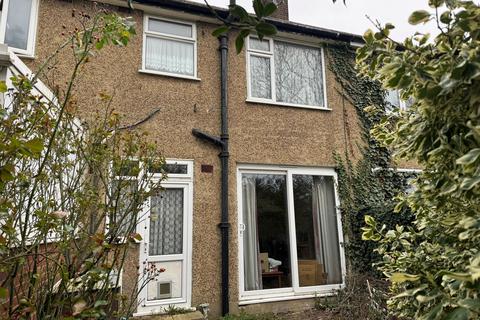 3 bedroom terraced house for sale, Langham Drive, Romford RM6