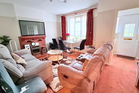 2 bedroom maisonette for sale, Oaks Close, Oaks Court Oaks Close, KT22