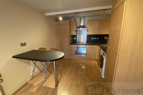 2 bedroom flat for sale, East Street, Leicester