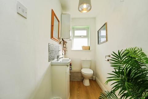 3 bedroom terraced house for sale, Queen Street, Cheltenham, Gloucestershire, GL51