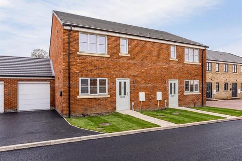 3 bedroom semi-detached house to rent, Buckingham Street, Long Sutton