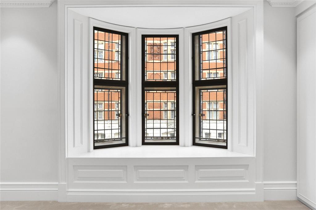 Bay Window