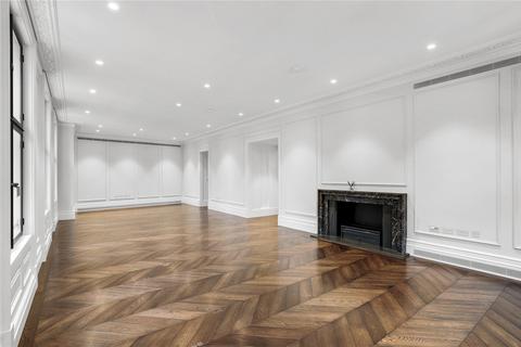 undefined, Knightsbridge Gate, 55 Knightsbridge, London, SW1X