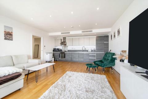 2 bedroom flat to rent, Ealing Road, Brentford TW8