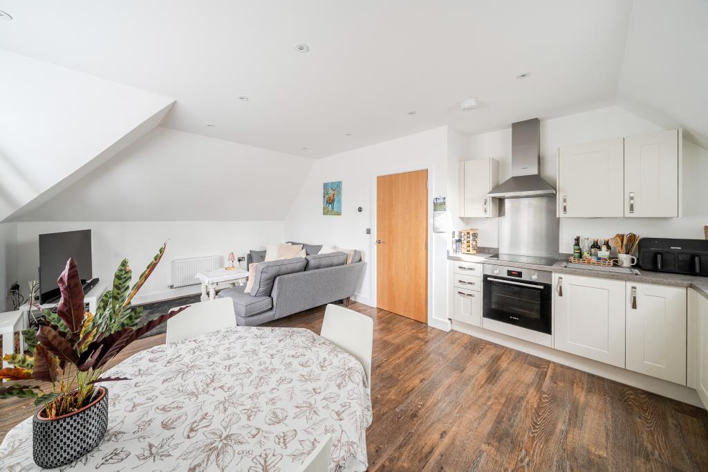 Kitchen / Reception