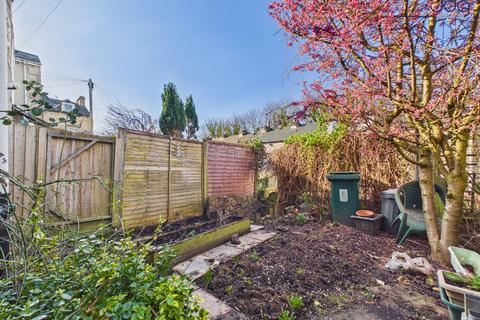 2 bedroom terraced house for sale, Denis Street, Canal Quarter | A Tucked-Away Terrace by the Canal
