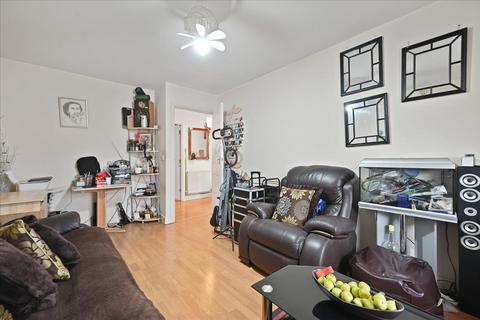 1 bedroom flat for sale, Farm Road, Harlesden, NW10