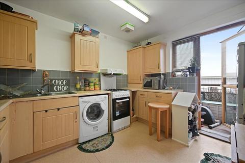 1 bedroom flat for sale, Farm Road, Harlesden, NW10