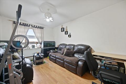 1 bedroom flat for sale, Farm Road, Harlesden, NW10