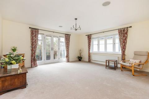 undefined, Chilbolton Avenue, Kirtling Place, SO22