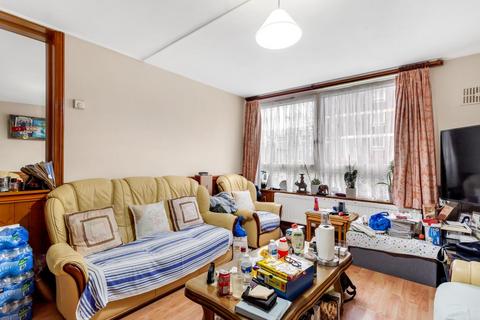 4 bedroom flat for sale, De Beauvoir Estate, London N1