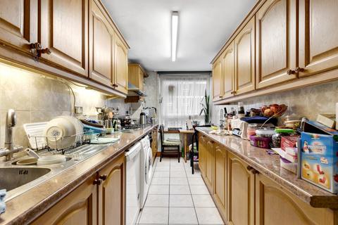4 bedroom flat for sale, De Beauvoir Estate, London N1