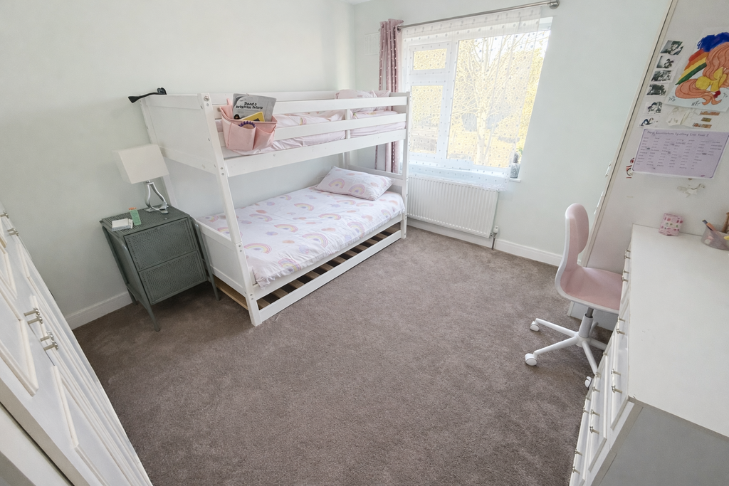 Bramcote Road, Wigston, LE18 - More