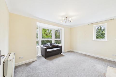 2 bedroom apartment to rent, Bamburgh Court, South Gosforth