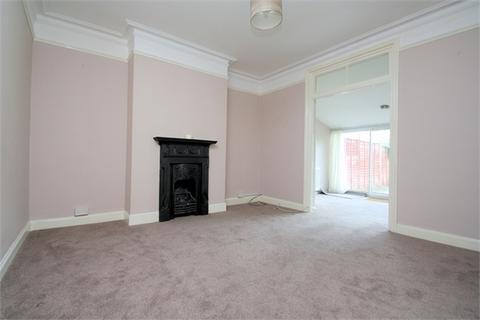 1 bedroom maisonette to rent, Chaucer Road, Ashford, TW15
