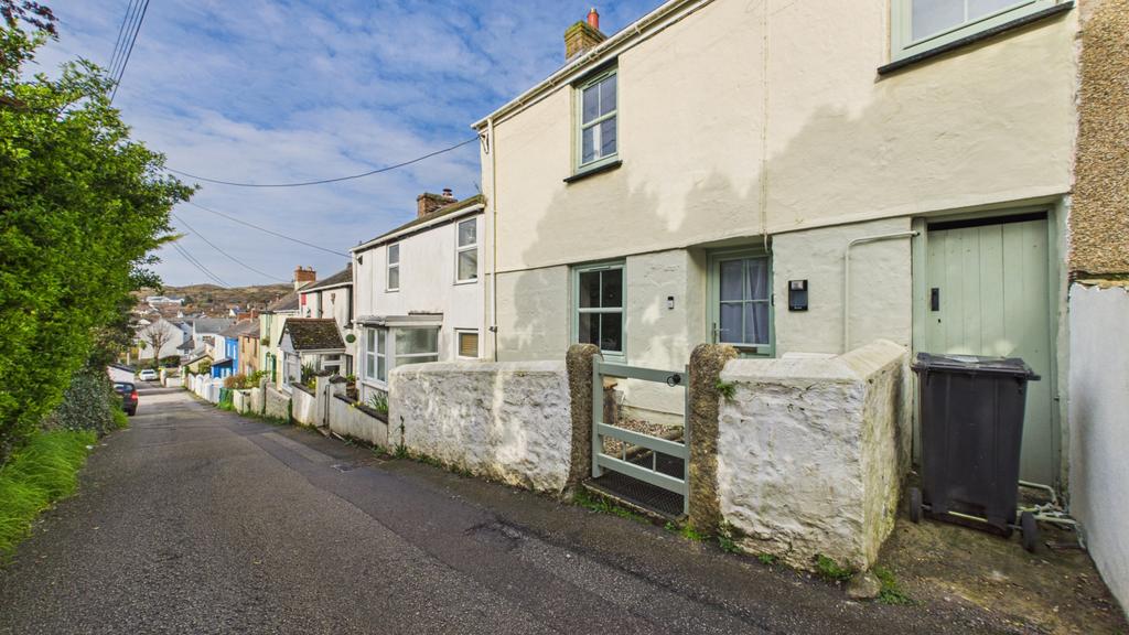 3 Bedroom Mid Terraced House for Sale