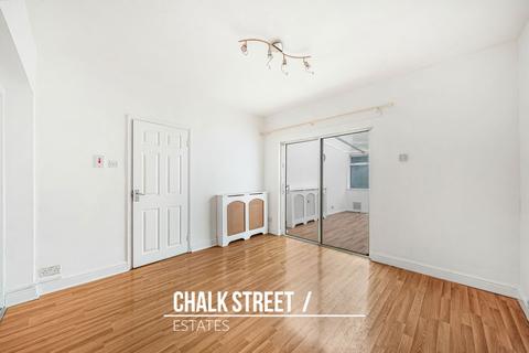 undefined, Standen Avenue, Hornchurch, RM12