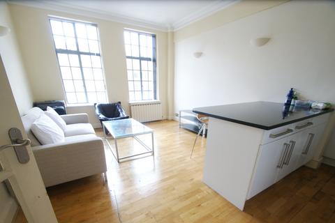 1 bedroom flat to rent - London W1W