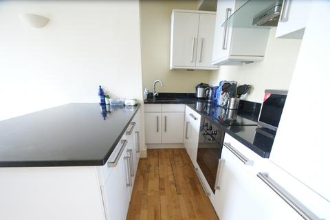 1 bedroom flat to rent, London W1W