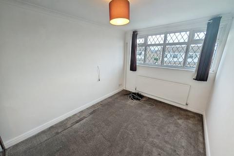 3 bedroom semi-detached house for sale, Greenacres Grove, West Yorkshire HX3