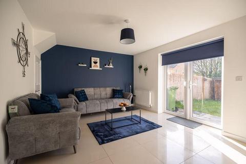 3 bedroom house to rent, Kingfisher Avenue, Stockton-On-Tees