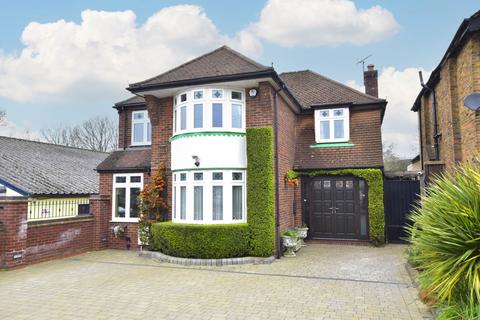 4 bedroom detached house for sale, Watford Road, Rickmansworth WD3