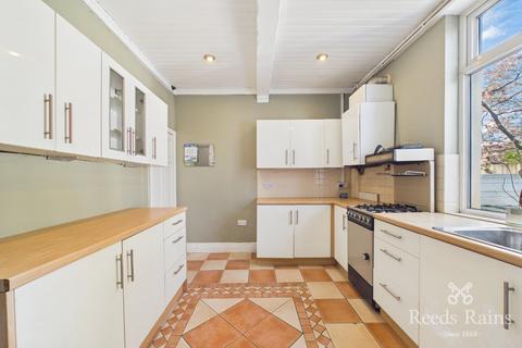 undefined, Ashton Road, Greater Manchester SK14