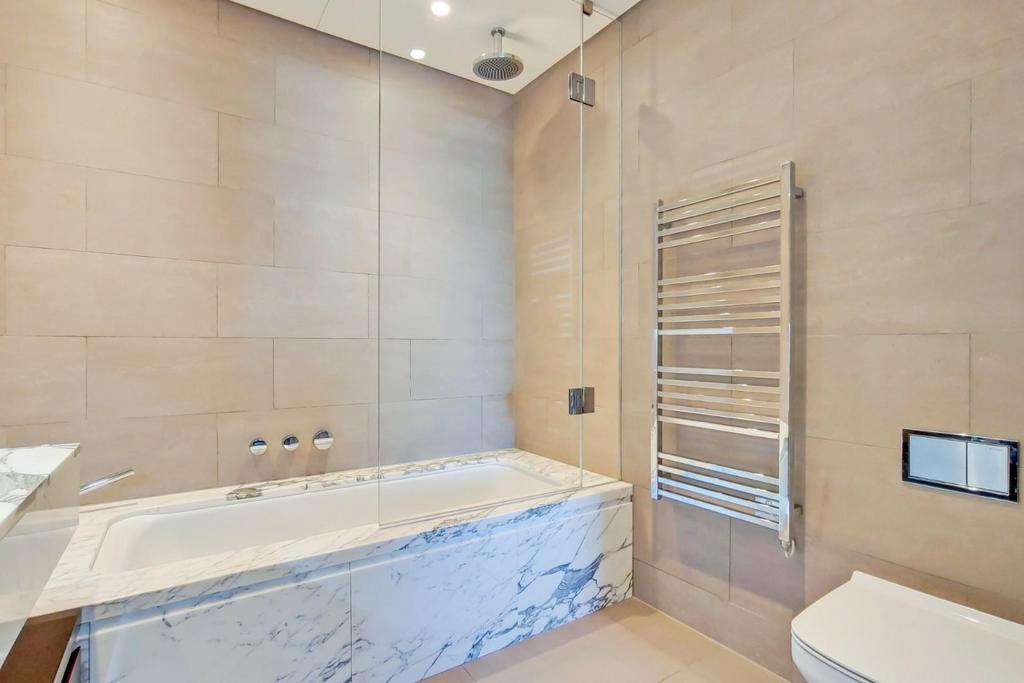 4 Ensuite-0.jpg
