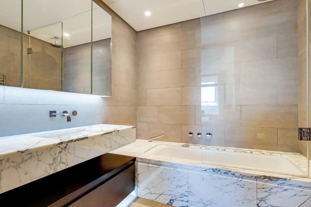 4 Ensuite-1.jpg