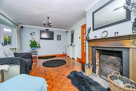undefined, Grange Gardens, Toddington, Dunstable, Bedfordshire, LU5