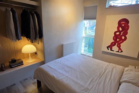 2 bedroom flat for sale, Sandy Lane, Romiley